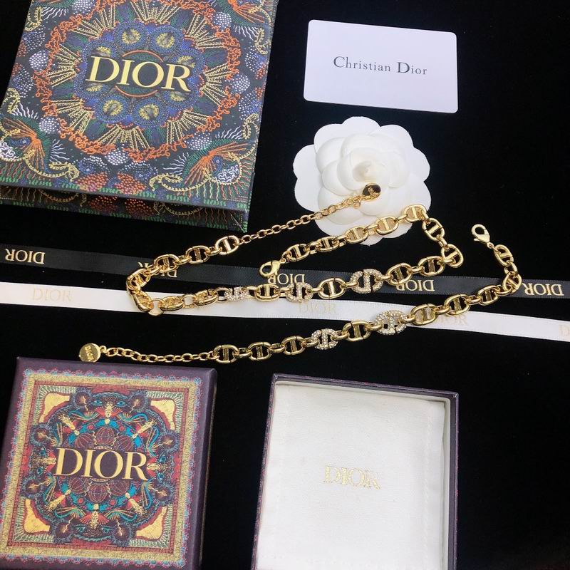 Dior Necklace 07yxq07